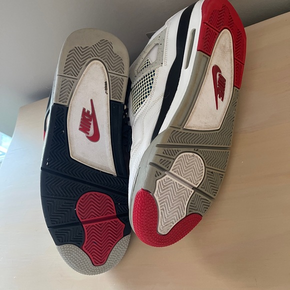 Nike Air Jordan 4 Retro "What The" sneakers - Picture 4 of 5